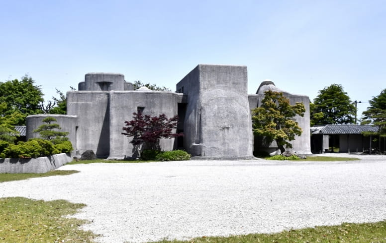 玉翠園・谷村美術館／翡翠園